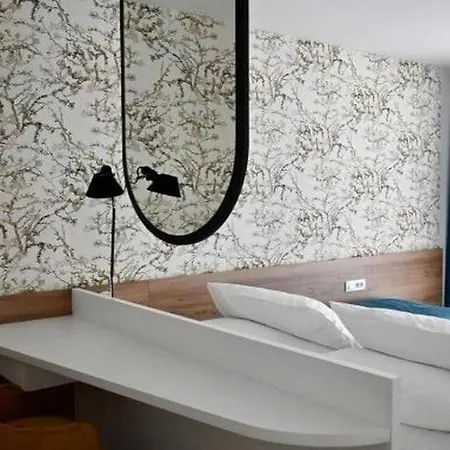Apartman Boutique Petra - One Bedroom With Balcony